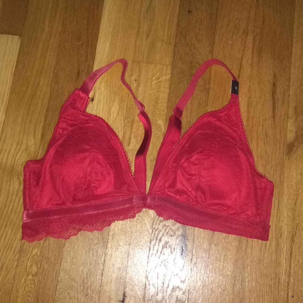 VS Red Lace Triangle Bralette (front clasp) NEW